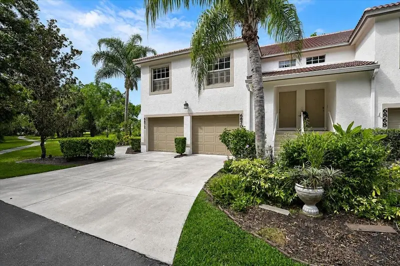 6870 Fairview Ter, FL