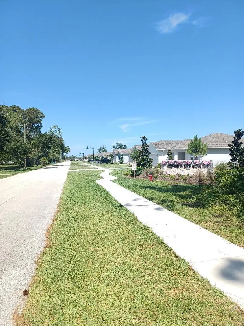 173 River Front Way, FL