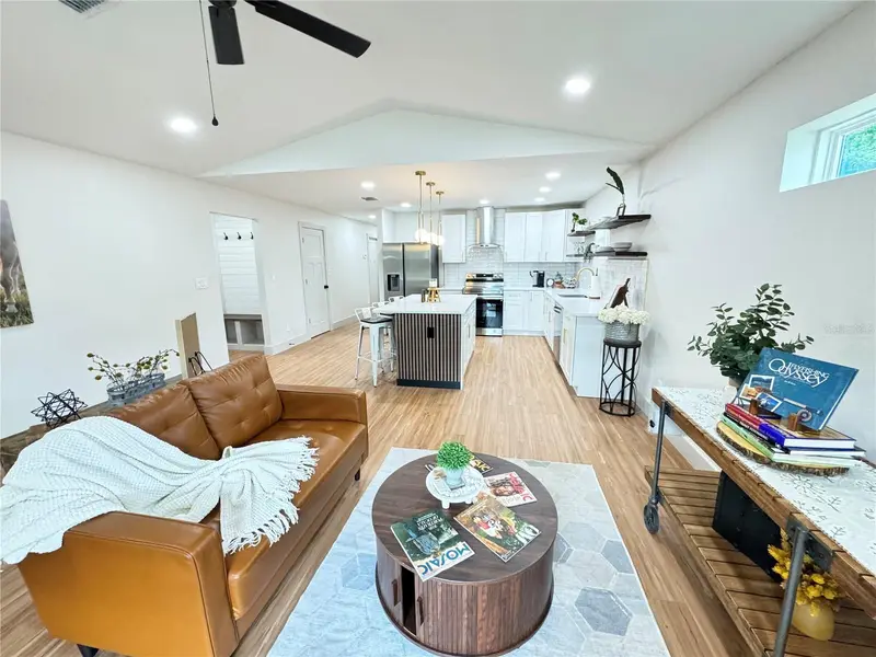 823 Nw 13th Ave, FL