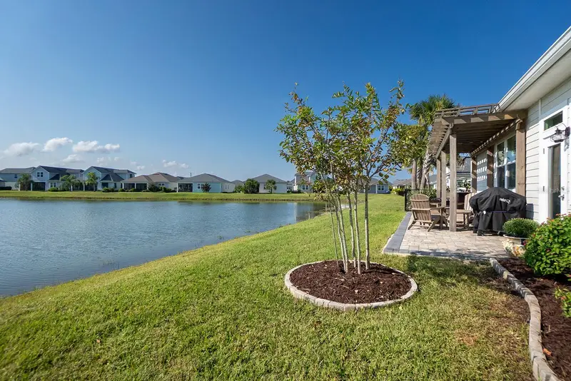9 Los Lagos Blvd, FL