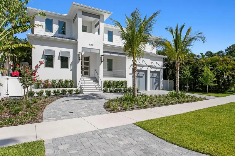 423 S Royal Poinciana Dr, FL
