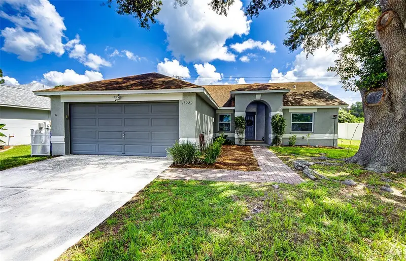 13222 Pine Creek Cir, FL
