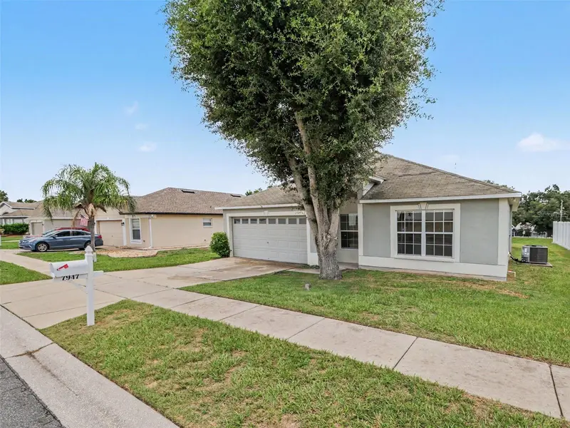 7947 Merchantville Cir, FL