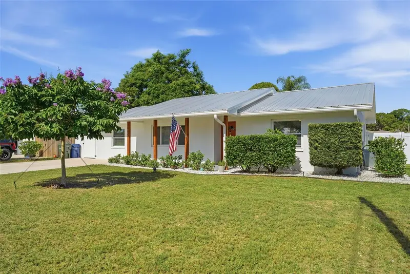 2600 Cambridge Dr, FL