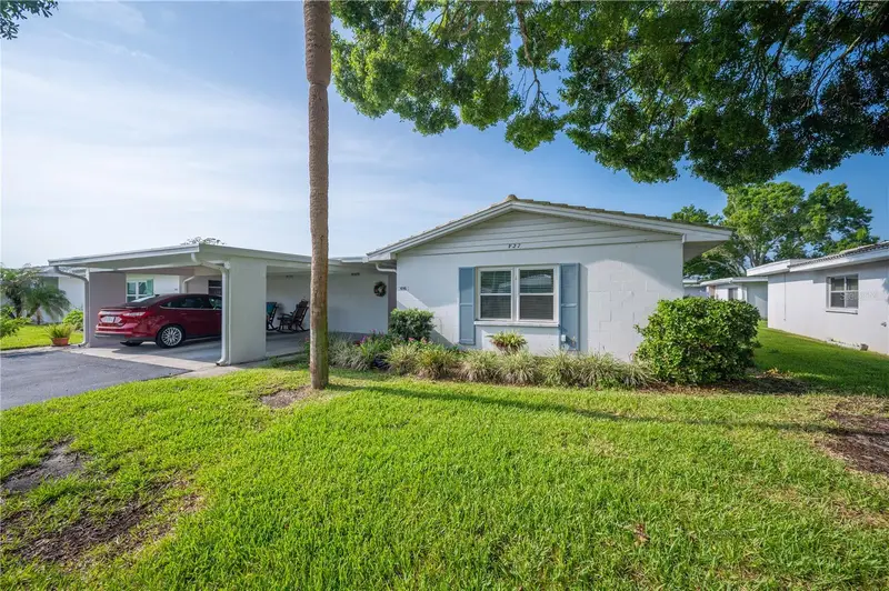 616 Cottage Ln #616, FL