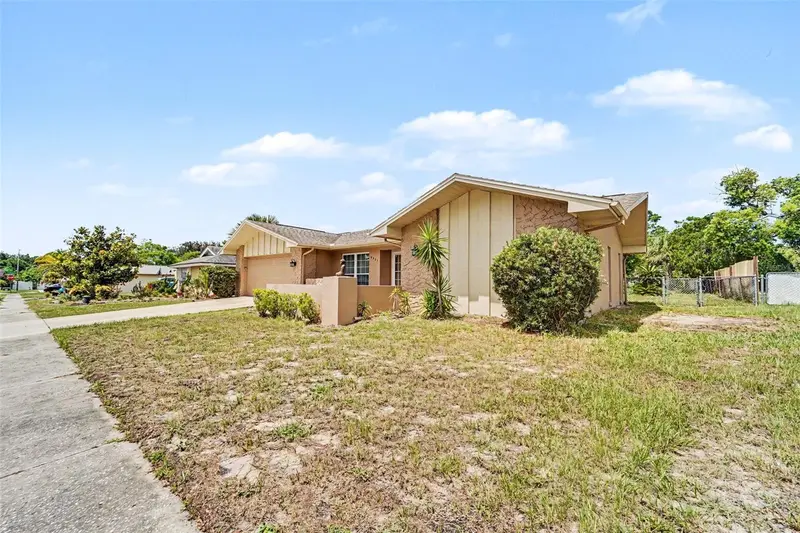 8321 Briarleaf Ct, FL