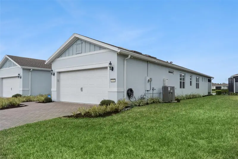 2732 Cherry Blossom Loop, FL
