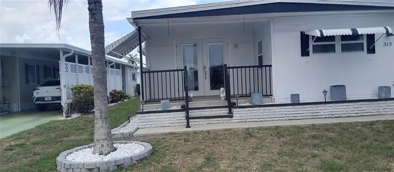 313 Danube Cir, FL