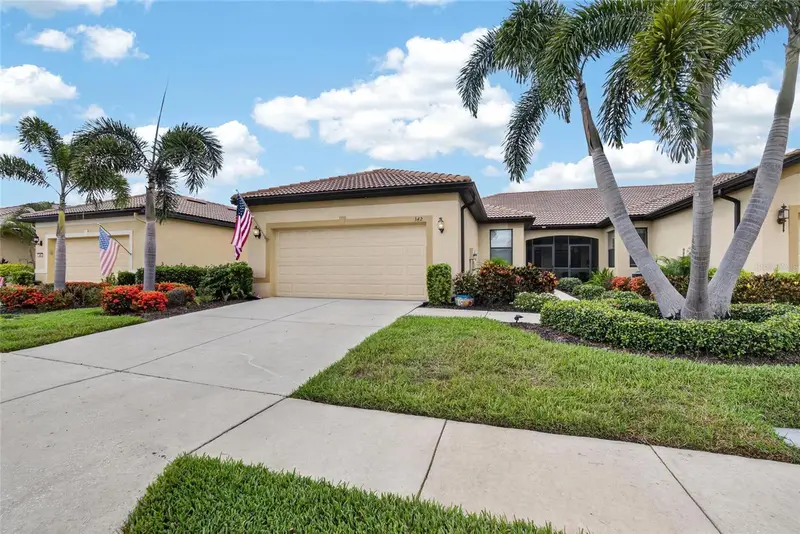 342 Bluewater Falls Ct, FL