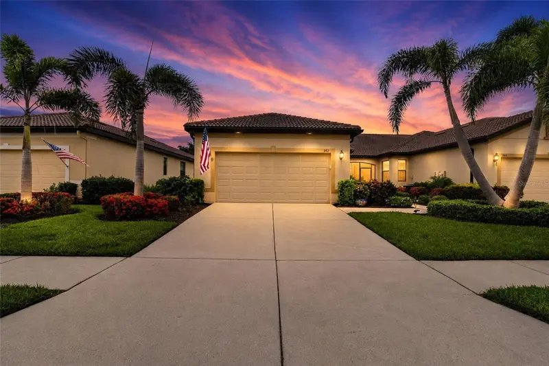 342 Bluewater Falls Ct, FL
