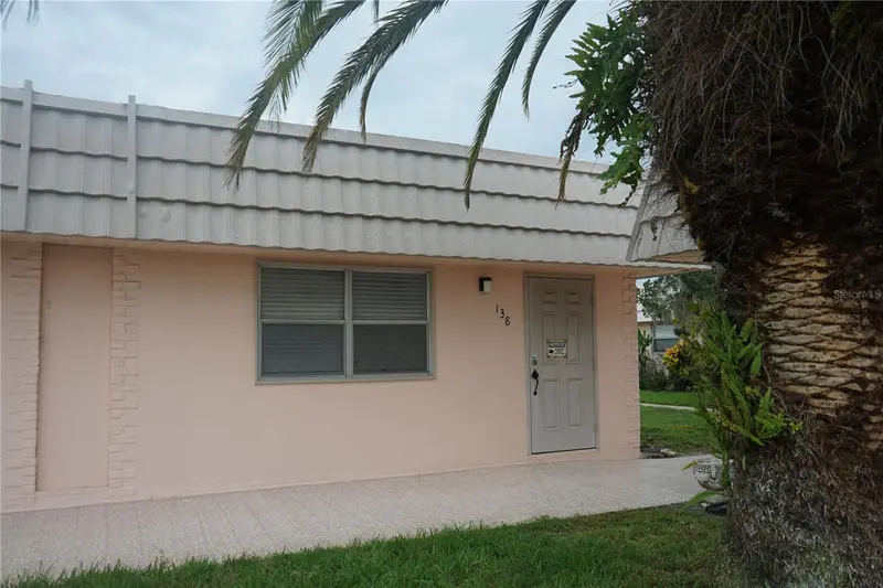 201 Bedford Trl #138, FL