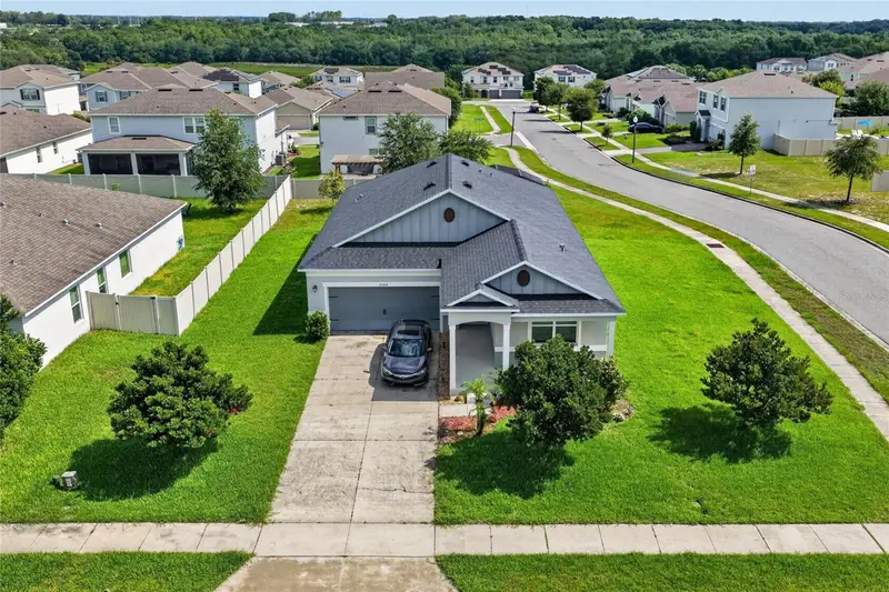 2364 Carriage Pointe Loop, FL