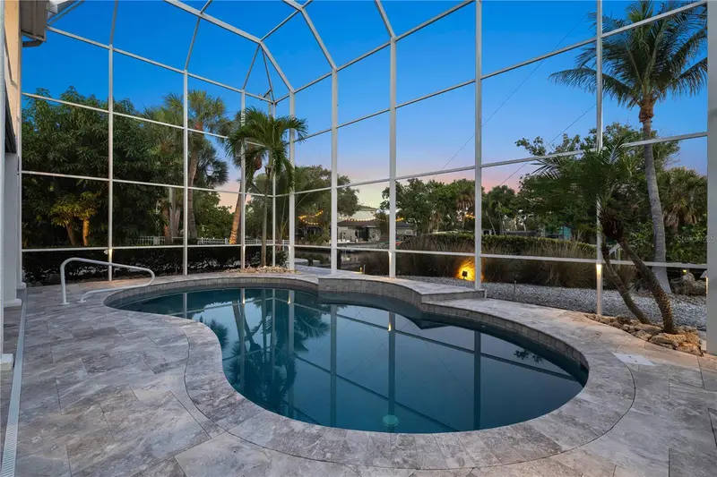 412 Treasure Boat Way, FL