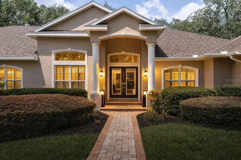 1350 N Circus Ter, FL
