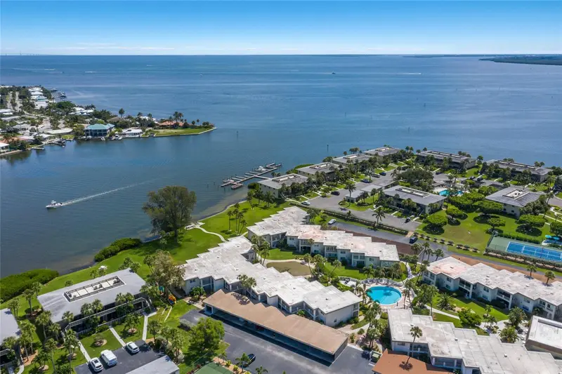 6300 Flotilla Dr #107, FL