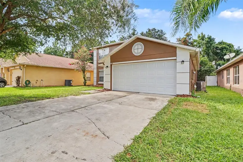 1544 Algonkin Loop, FL