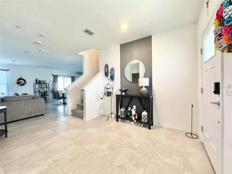 557 Pine Tree Blvd, FL