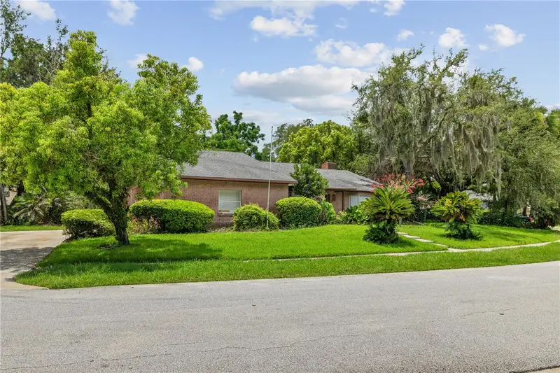 115 Kaywood Dr, FL