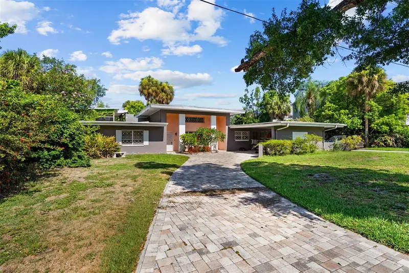 211 S Shore Crest Dr, FL