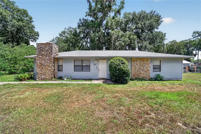 945 Nw 64th Pl, FL