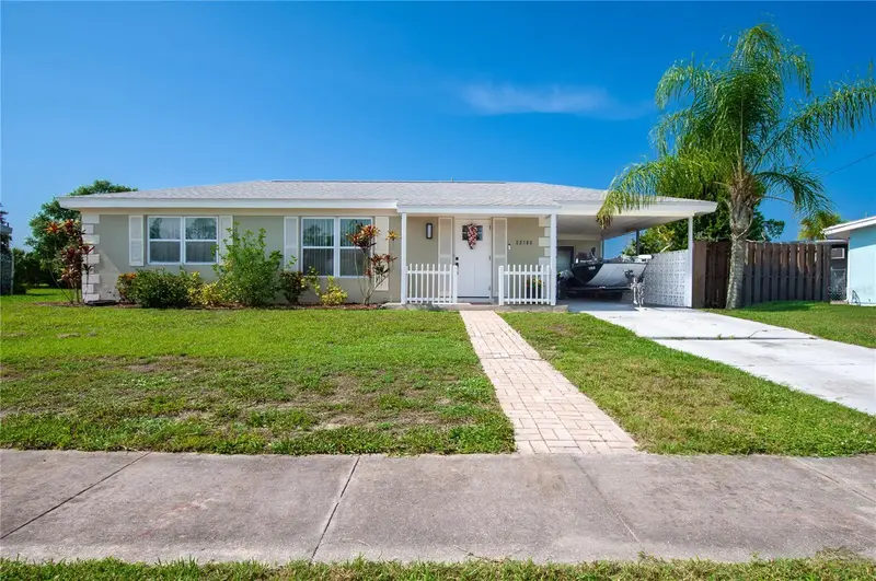 22295 Montrose Ave, FL