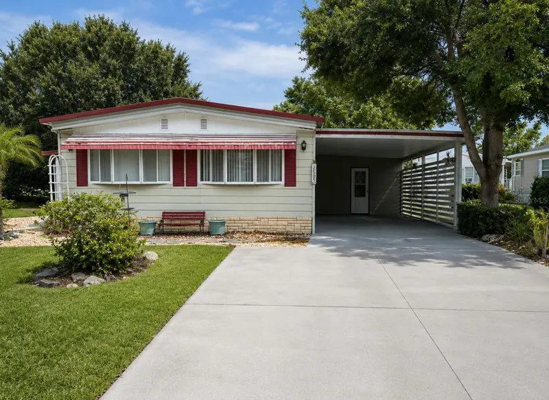2595 Brookside Cir, FL
