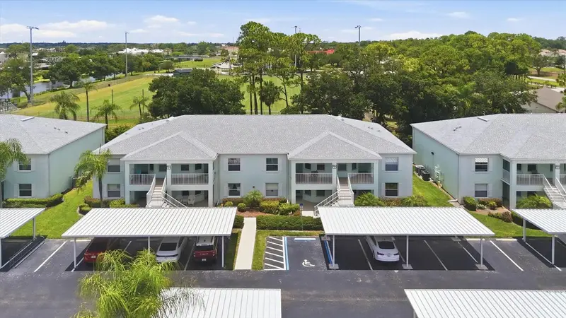 5725 Greenwood Ave #7203, FL