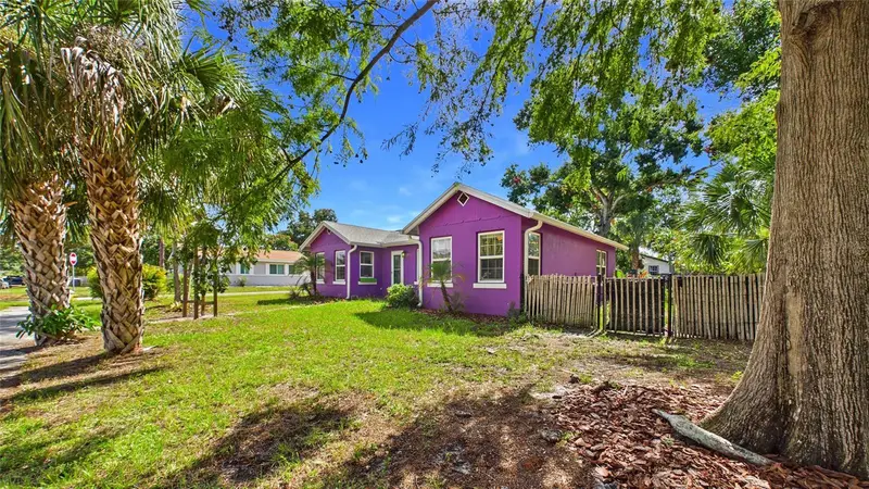 1902 53rd St S, FL