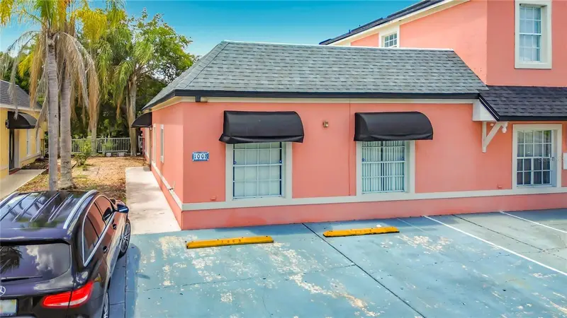 1008 Universal Rest Pl, FL