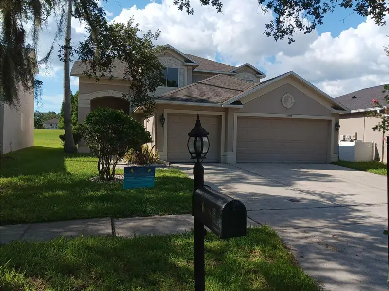18178 Sandy Pointe Dr, FL