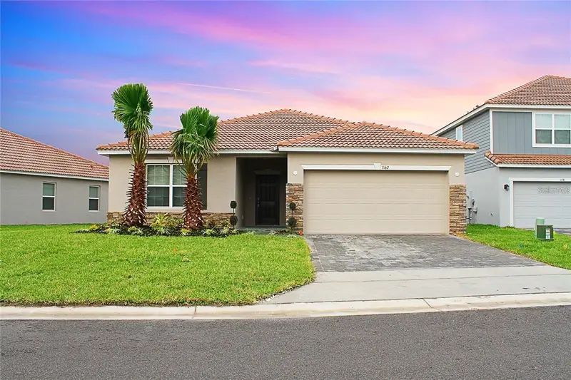 1162 Oak Bluff Dr, FL