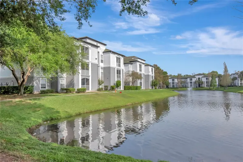 5713 Legacy Crescent Pl #101, FL