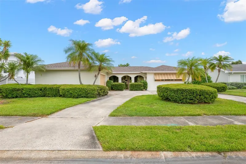 6729 Tequesta Dr, FL