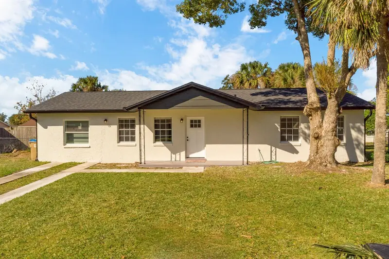140 Juarez Dr, FL