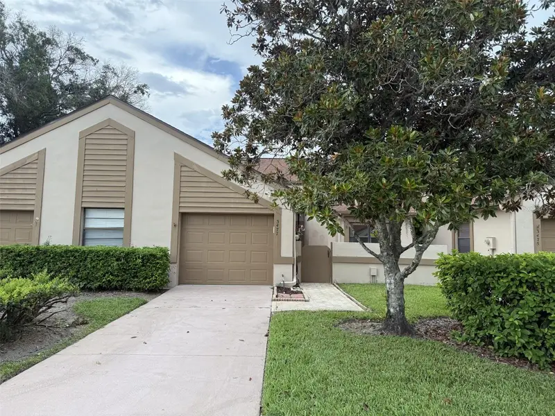 3477 Hillmoor Dr, FL