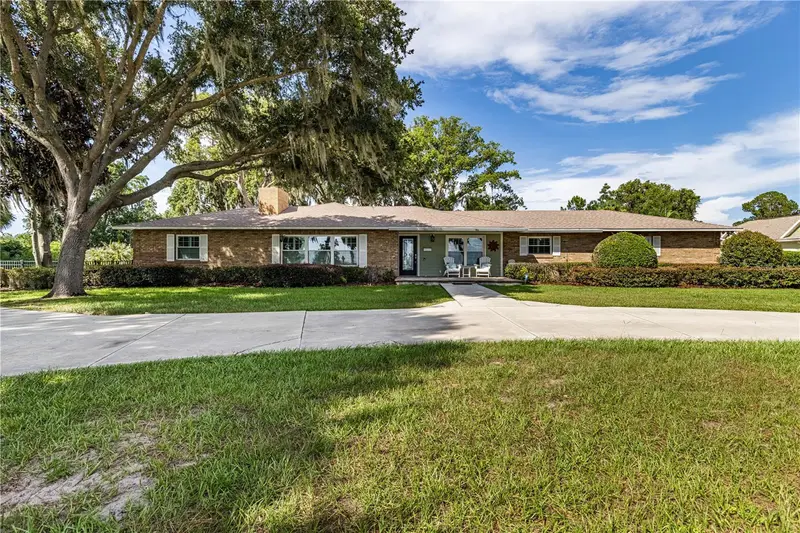 32834 Lakeshore Dr, FL