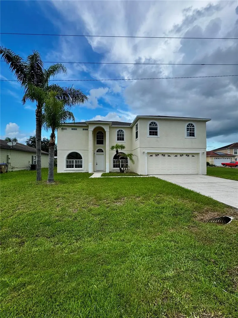 803 Wakefield Way, FL