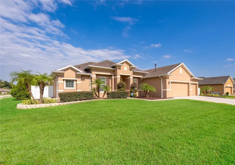 700 Elkhorn Fern Ln, FL