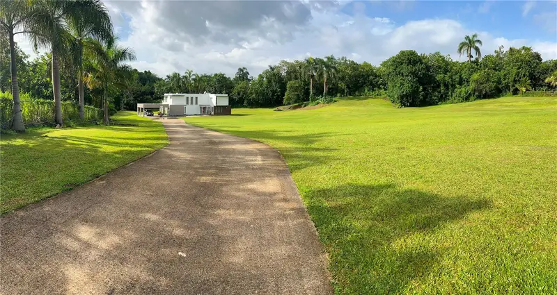 St.453 Km5.5 Bo Piletas, PR