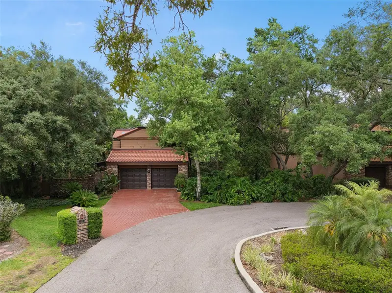 Markham Woods Corridor listing