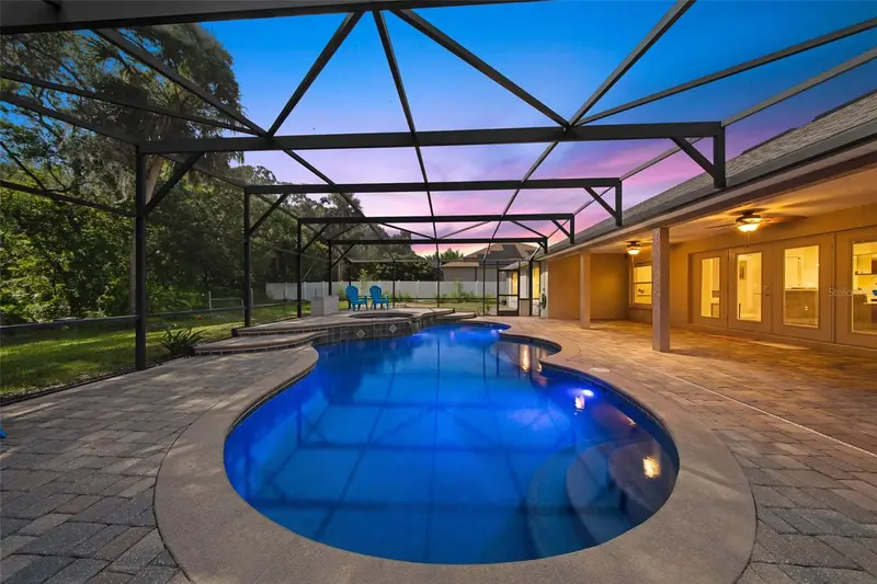 314 Crystal Pond Ave, FL