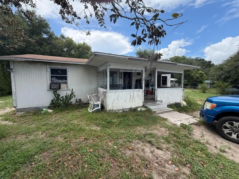 1724 S Us 301, FL