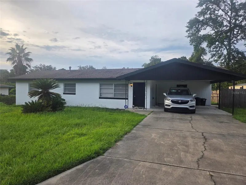1021 Se 27th St, FL