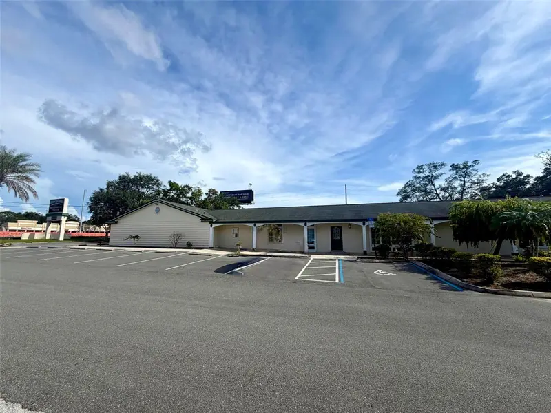 28960 Us Highway 19 N #102, FL