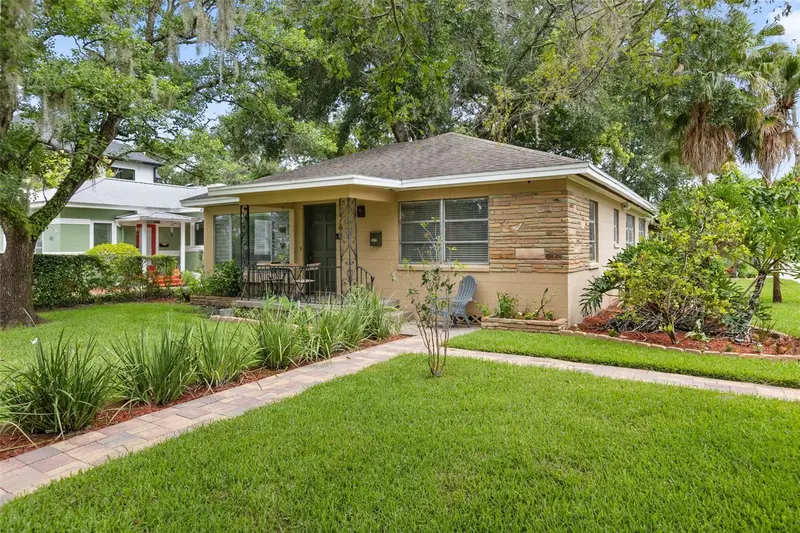 821 E Church St, FL