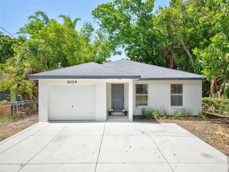 1004 17th Ave W, FL