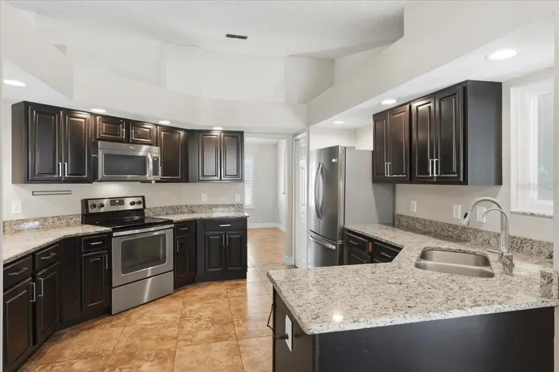 2406 Abalone Blvd, FL