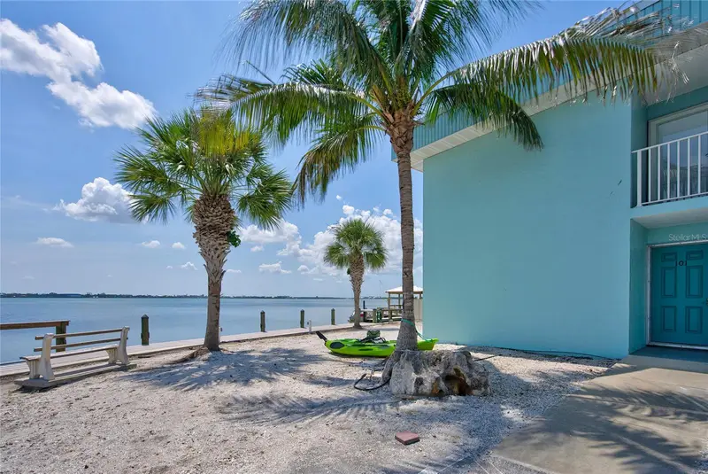 5055 N Beach Rd #101, FL