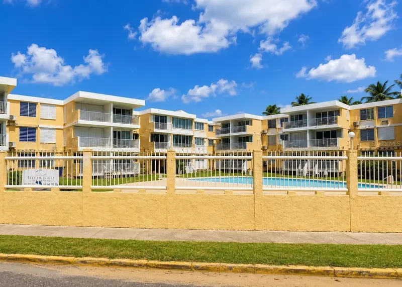 3 Ocean Dr. #201, PR