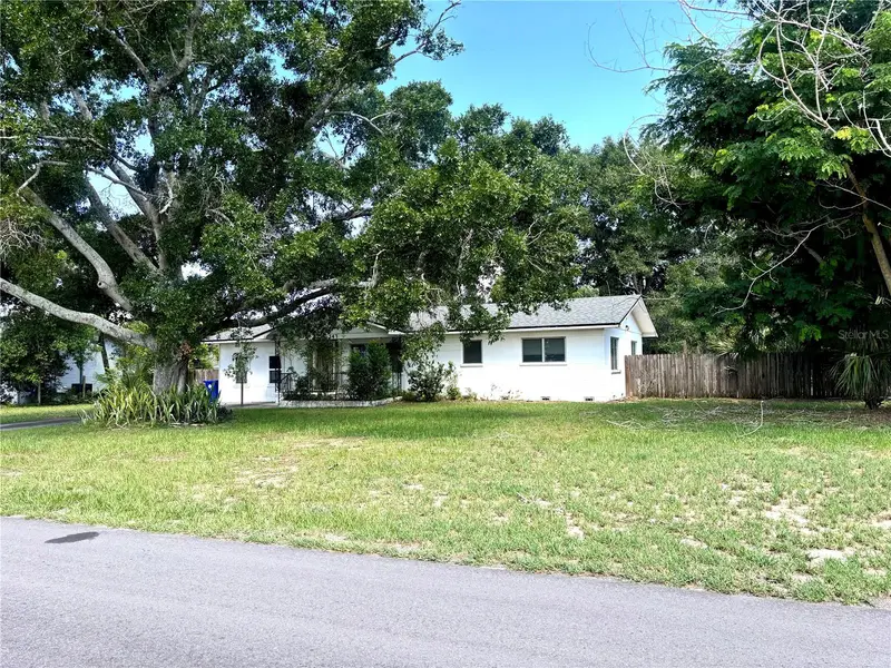347 S 2nd St, FL